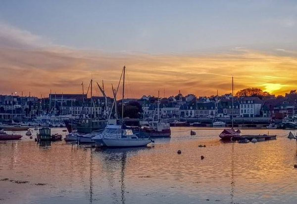 Comment trouver un camping 5 étoiles à Concarneau en Bretagne ?